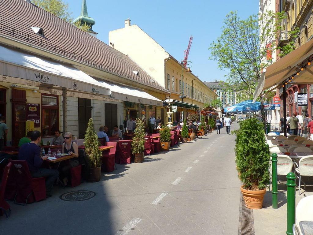 Downtown Boutique Suite Budapest Exteriör bild