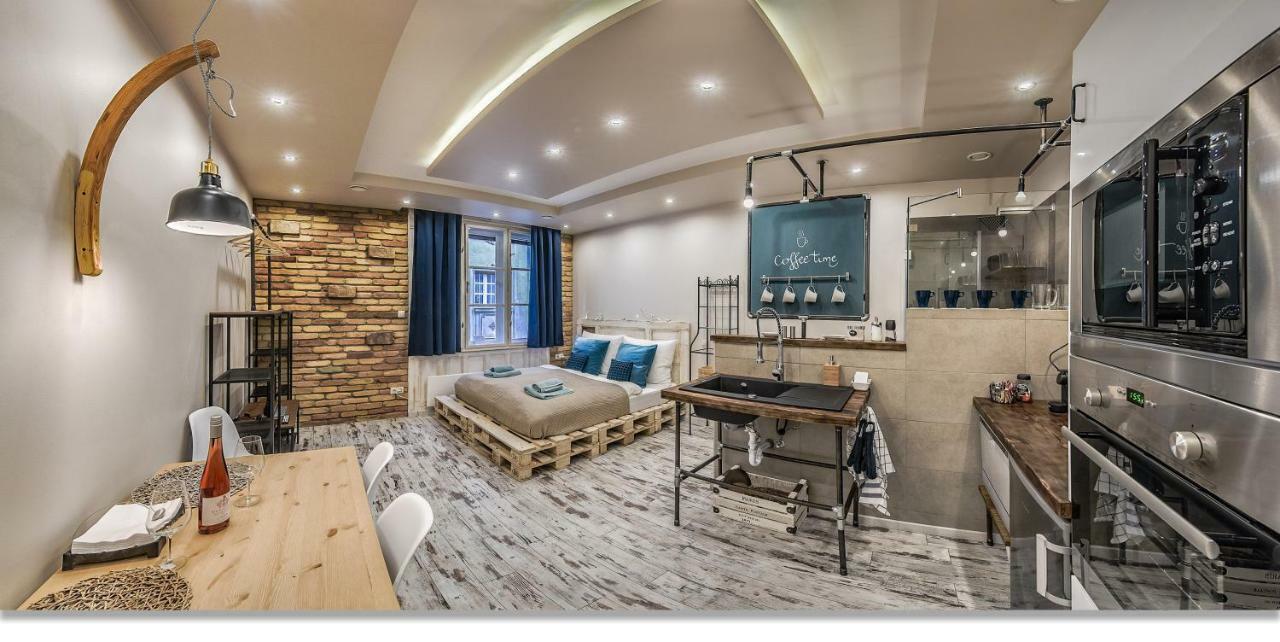 Downtown Boutique Suite Budapest Exteriör bild